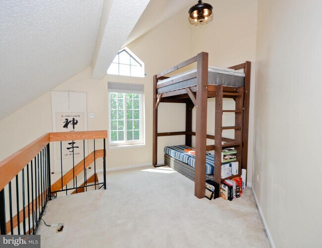 Building Photo - 7013C Birkenhead Pl