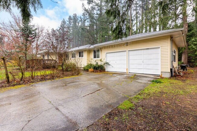 Building Photo - 9702 SW Brookside Dr