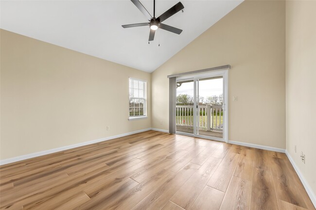 Building Photo - 6303 Spring River Dr