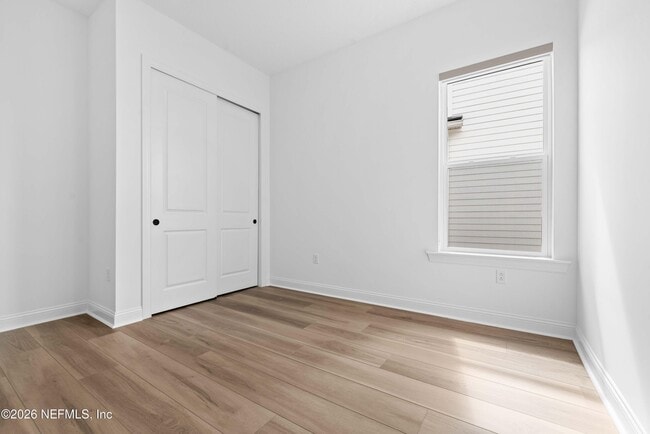 Building Photo - 174 Pine Leaf Dr