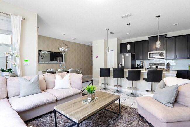 Primary Photo - 4802 Romeo Cir