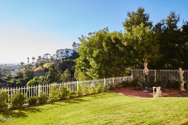 Building Photo - 1234 E Tujunga Ave