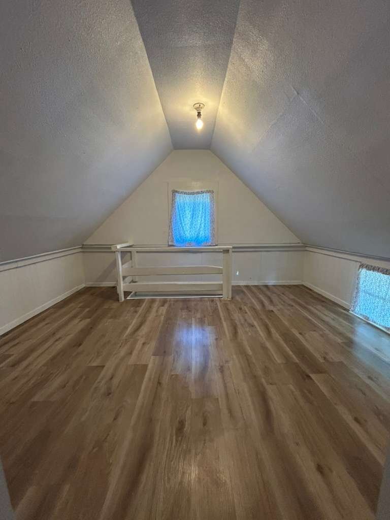 Building Photo - 426 N Clements St