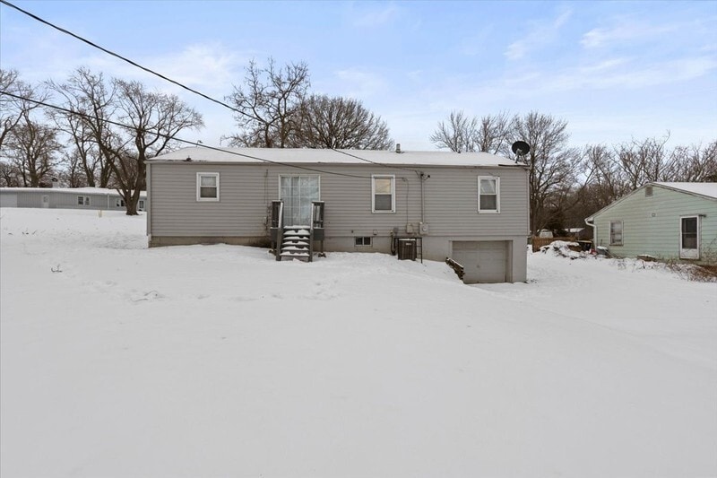 Building Photo - 7704 E 103rd Terrace
