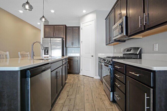 Building Photo - 183 Arlington Square Ct