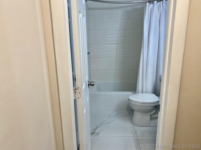 Building Photo - 4501 Fountains Dr S