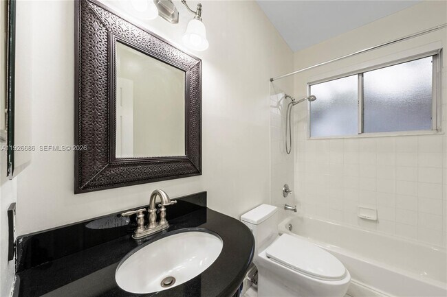 Building Photo - 2893 Oakbrook Dr