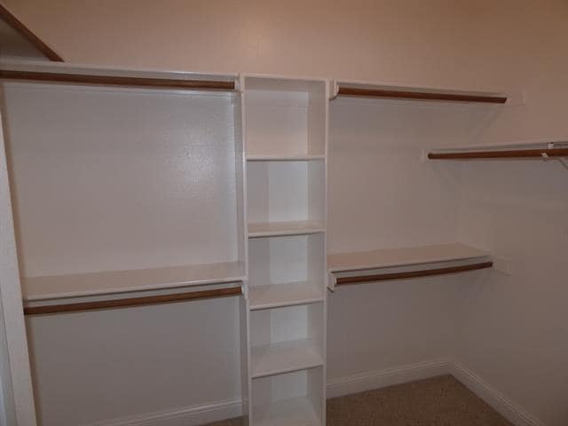 Building Photo - 1732 Meyerwood Ln S