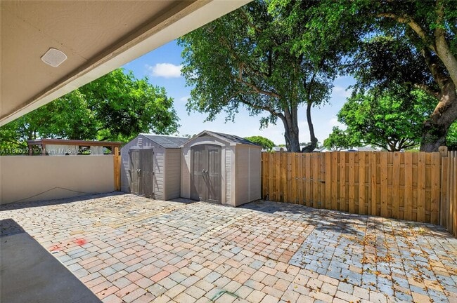 Building Photo - 10366 SW 208th Ln
