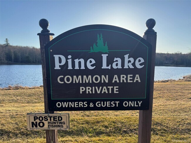 Building Photo - 67 Pine Lake Dr