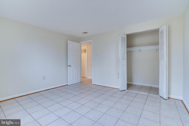 Building Photo - 13636 Greenwood Dr