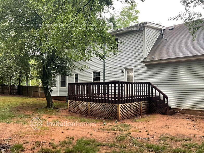 Building Photo - 201 Hambridge Ct