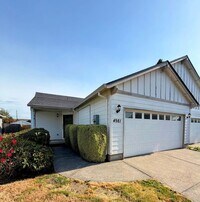 Building Photo - Fontana Duplexes
