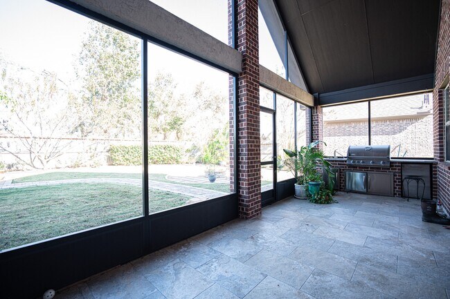 Building Photo - 5802 Caper Shores Ln