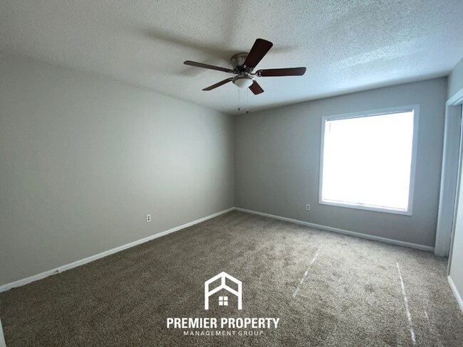 Building Photo - 3796 St Elmo Ave