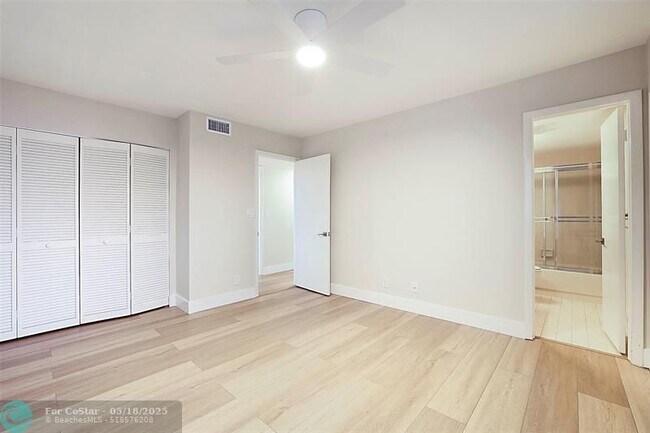 Building Photo - 7186 Promenade Dr