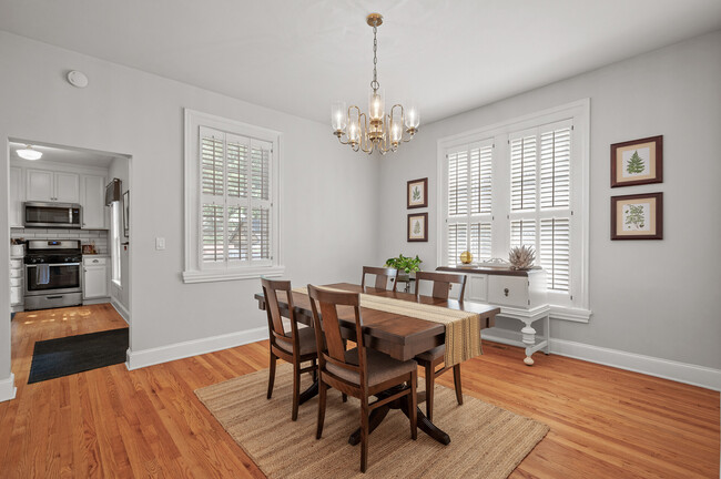 Dining room - 603 5th St SE