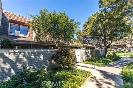 Building Photo - 4322 Glencoe Ave