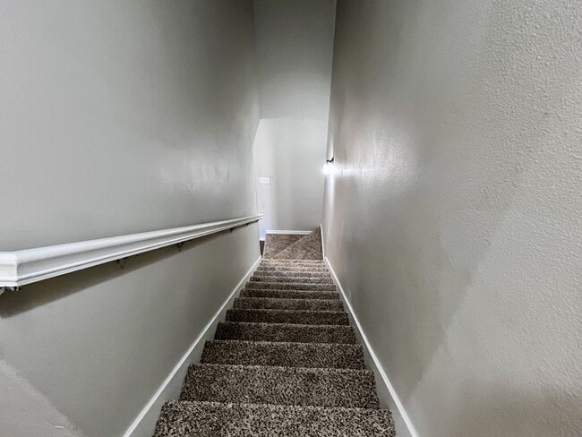 Building Photo - 3450 Itasca St