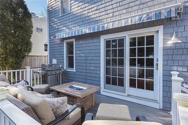 Building Photo - 6 Boss Ct