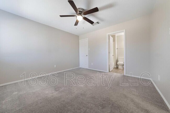 Building Photo - 1816 Big Bend Dr