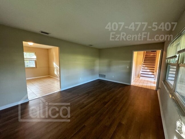 Building Photo - 2496 Bentridge Ct