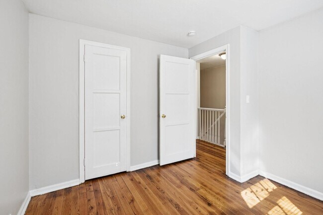 Building Photo - 2044/2046 S 20th St Duplex