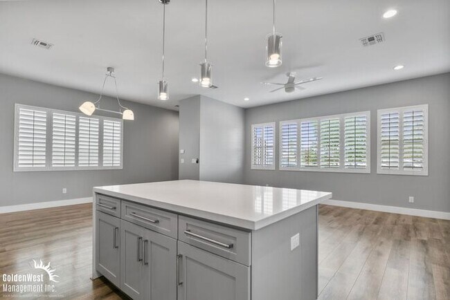 Building Photo - Fairmount Ave