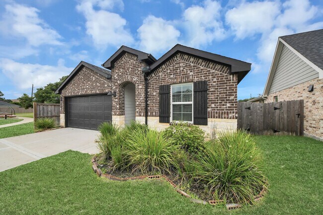 Building Photo - 1618 Westway Dr