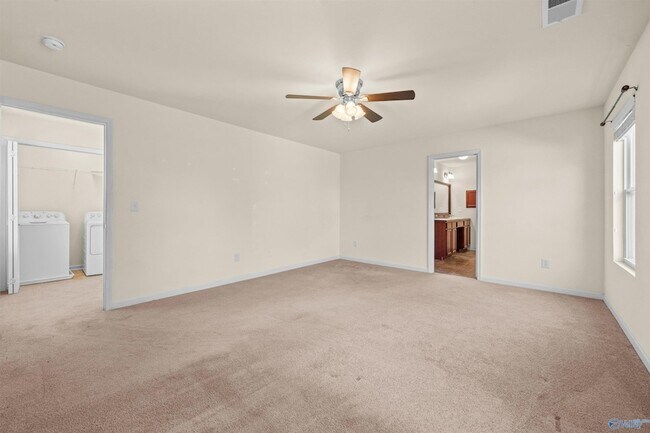 Building Photo - 313 Mertle Dr