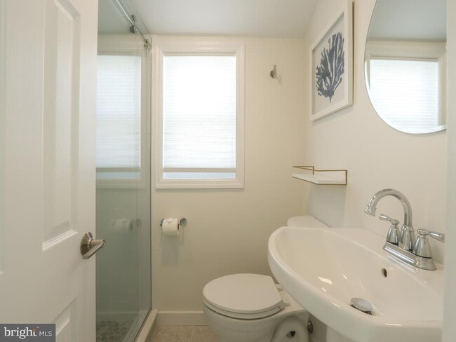 Building Photo - 121 E Sand Dune Ln