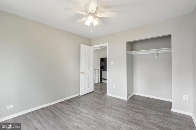 Building Photo - 9490 Mooregate Ct