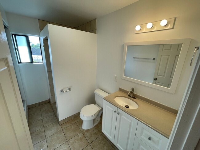 Building Photo - 5 Bedroom 2 Bathroom Apartment in Goleta