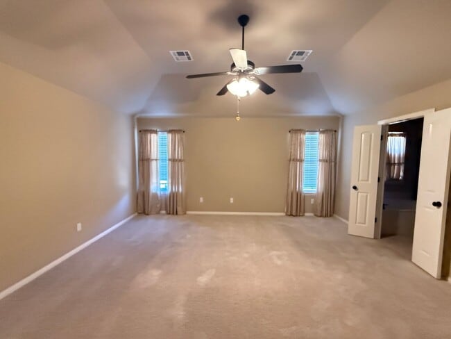 Building Photo - COMING SOON- 3 Bedroom With Whole House Generator, Bonus Room, Pet Friendly