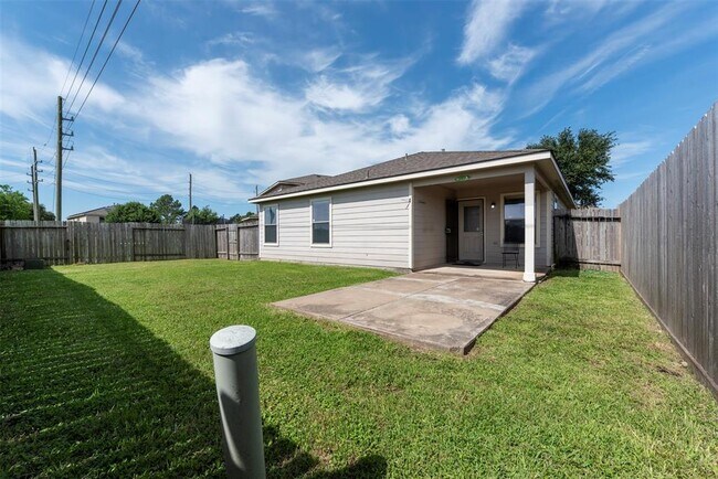 Building Photo - 7906 Yaupon View Dr