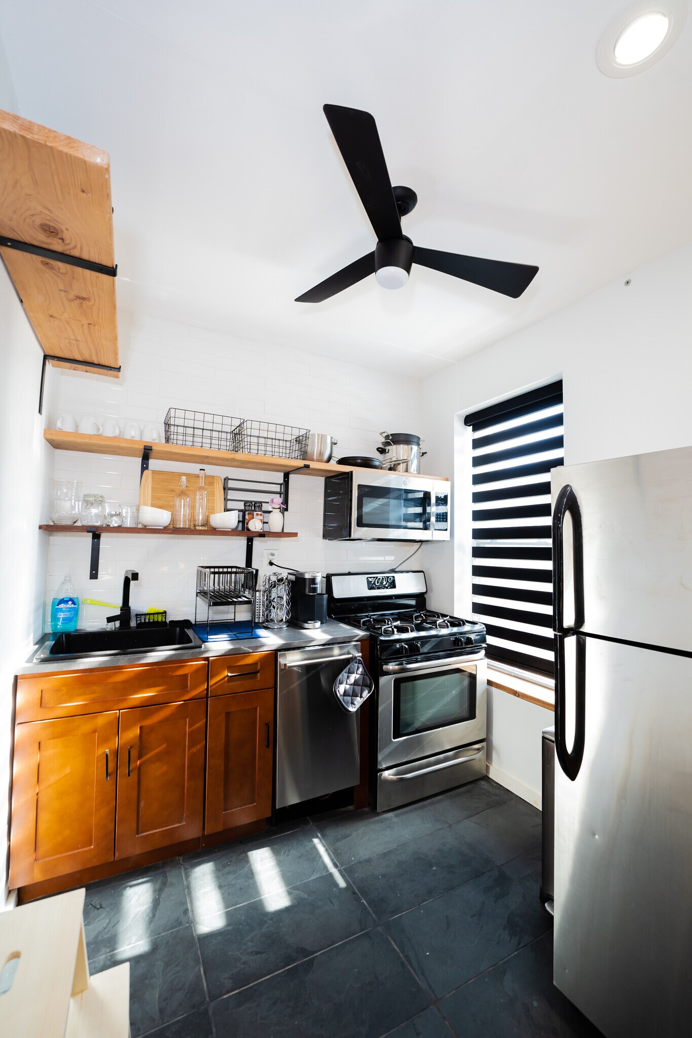 Building Photo - 244 Clifton Pl