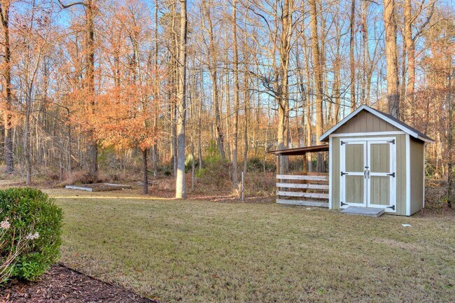 Building Photo - 219 Sandleton Way