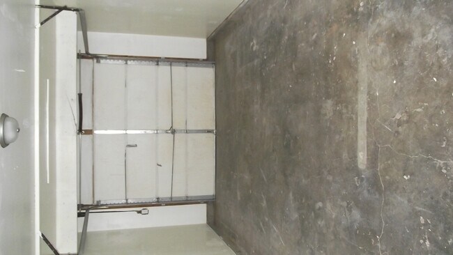 Building Photo - Northeast El Paso 3 bed with Refrig A/C