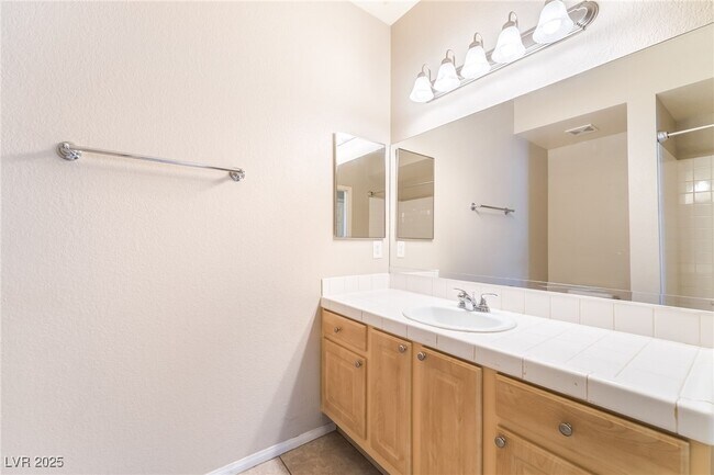 Building Photo - 5250 S Rainbow Blvd