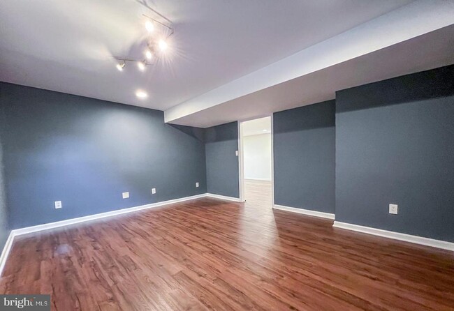 Building Photo - 3909 Beeker Mill Pl