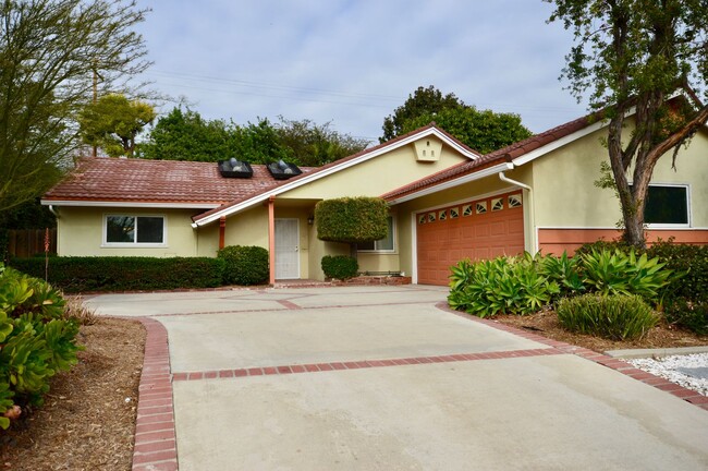 Primary Photo - 3 Bedroom in Great Fullerton Neighborhood ...