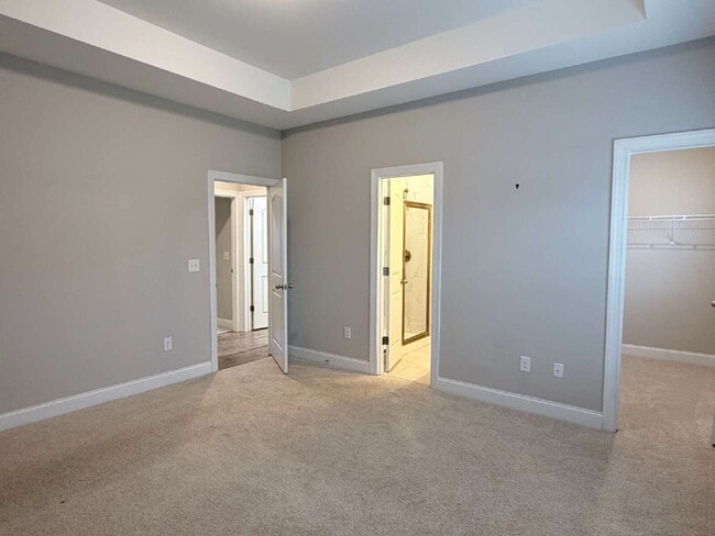 Building Photo - 3BR/2.5BA Townhome | The Springs of North Asheville | $3,000/mo