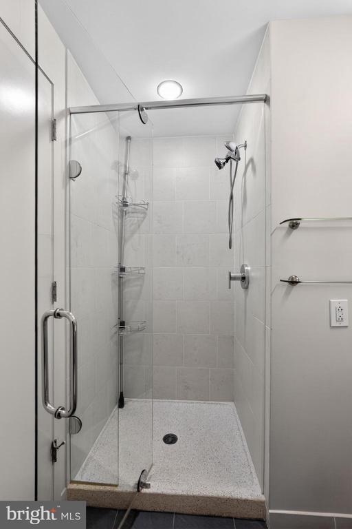 Building Photo - 2101 Market St