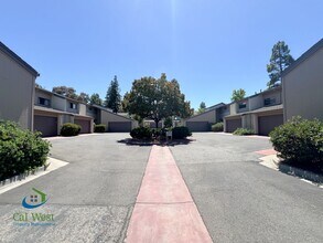 Building Photo - $4,495.00 Almaden 3BD/2.5BA Townhome in the Copperwood Community