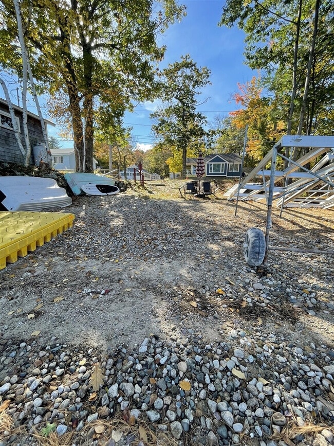 Building Photo - 12 Nancy Ln