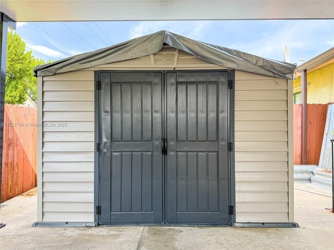 Building Photo - 13983 SW 280th Terrace