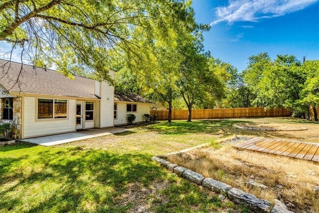 Building Photo - 507 Gregory Cove