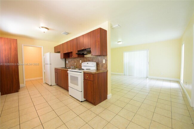 Building Photo - 15410 SW 295th St