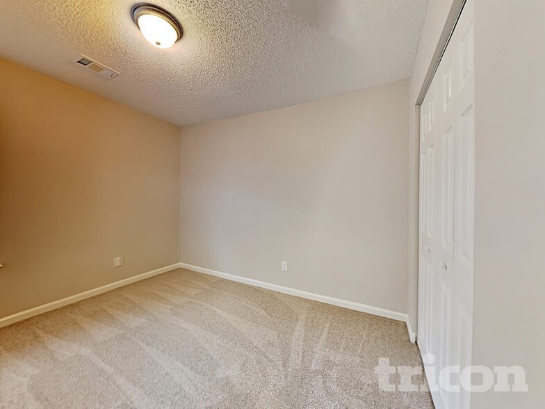 Building Photo - 7740 Country Pass