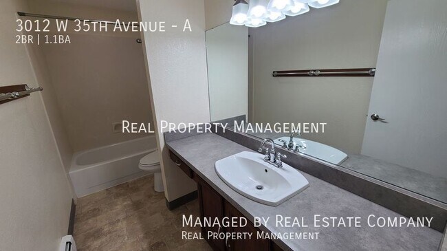 Building Photo - 3012 W 35th Ave
